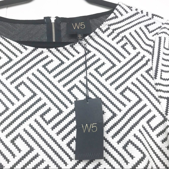 Anthro W5 Geometric Embroidered fringe hem blouse - Picture 4 of 7